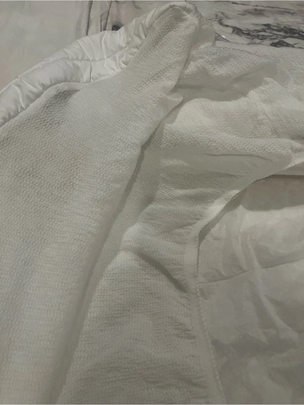 Eddie Bauer White full size mattress Cover